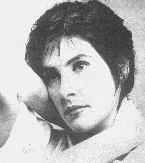 Photo - Enya Photo